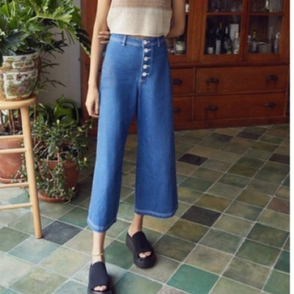 Urban outfitters BDG cropped jeans